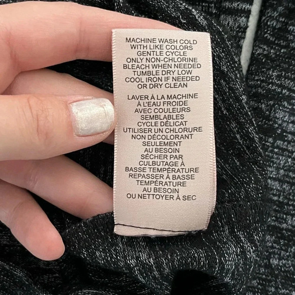 Philosophy/ Sweater/ Marbled white & grey knit/ Long sleeved/ Size US S - Picture 6 of 8